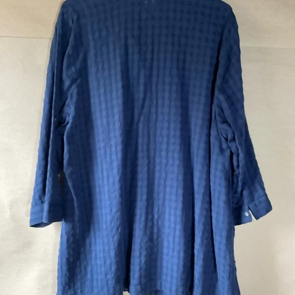 J. Jill Navy Button-Down Shirt. Size 2X - Picture 8 of 9